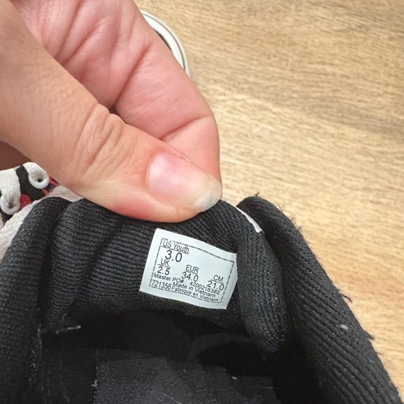 Vans Black and Red Flame Shoes - Picture 5 of 5